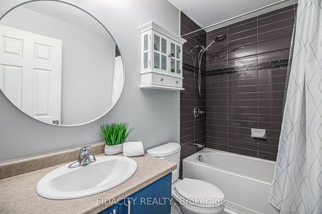 K - 139 Harthill Way, Condo with 2 bedrooms, 2 bathrooms and null parking in Ottawa ON | Image 13