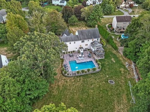 15 Holly Ln, Berkley, MA, 02779-1022 | Card Image