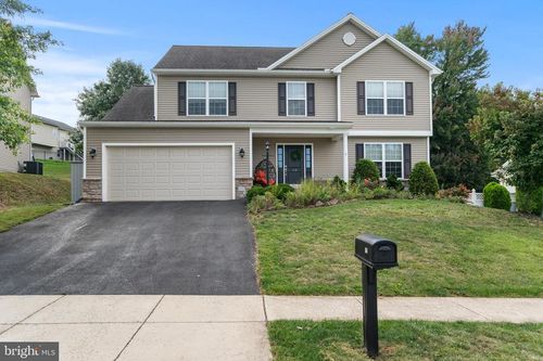 15 Winterberry Ln, ETTERS, PA, 17319-8603 | Card Image
