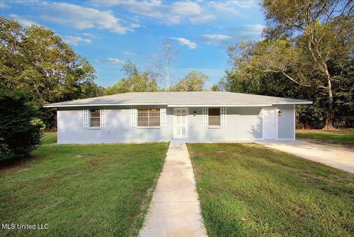 62 Dent Ln, Vaughan, MS, 39179-9771 | Card Image