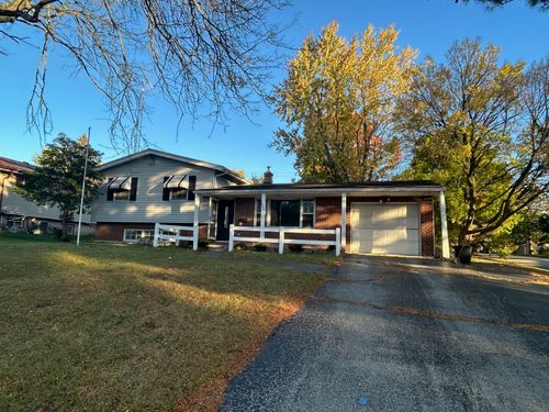 1226 Willow St, Belvidere, IL, 61008-4038 | Card Image