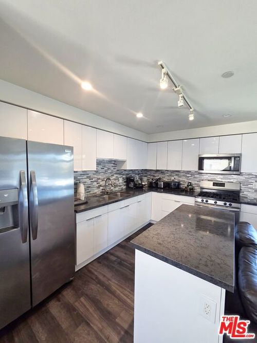 1-2651 S Hobart Blvd, Los Angeles, CA, 90018 | Card Image