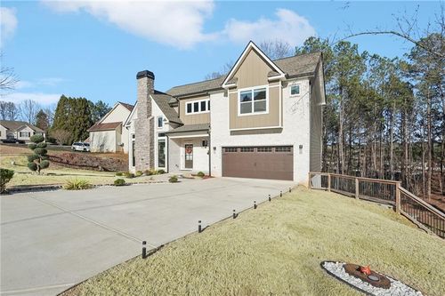 181 Eagle Glen Dr, Woodstock, GA, 30189-6961 | Card Image