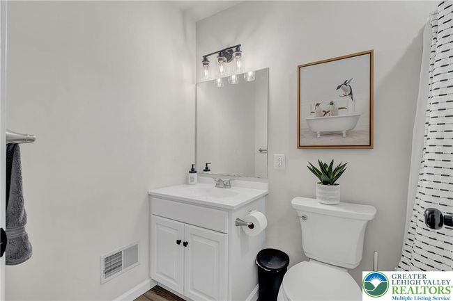 511 Lakeside Dr, House other with 4 bedrooms, 3 bathrooms and null parking in East Stroudsburg PA | Image 21