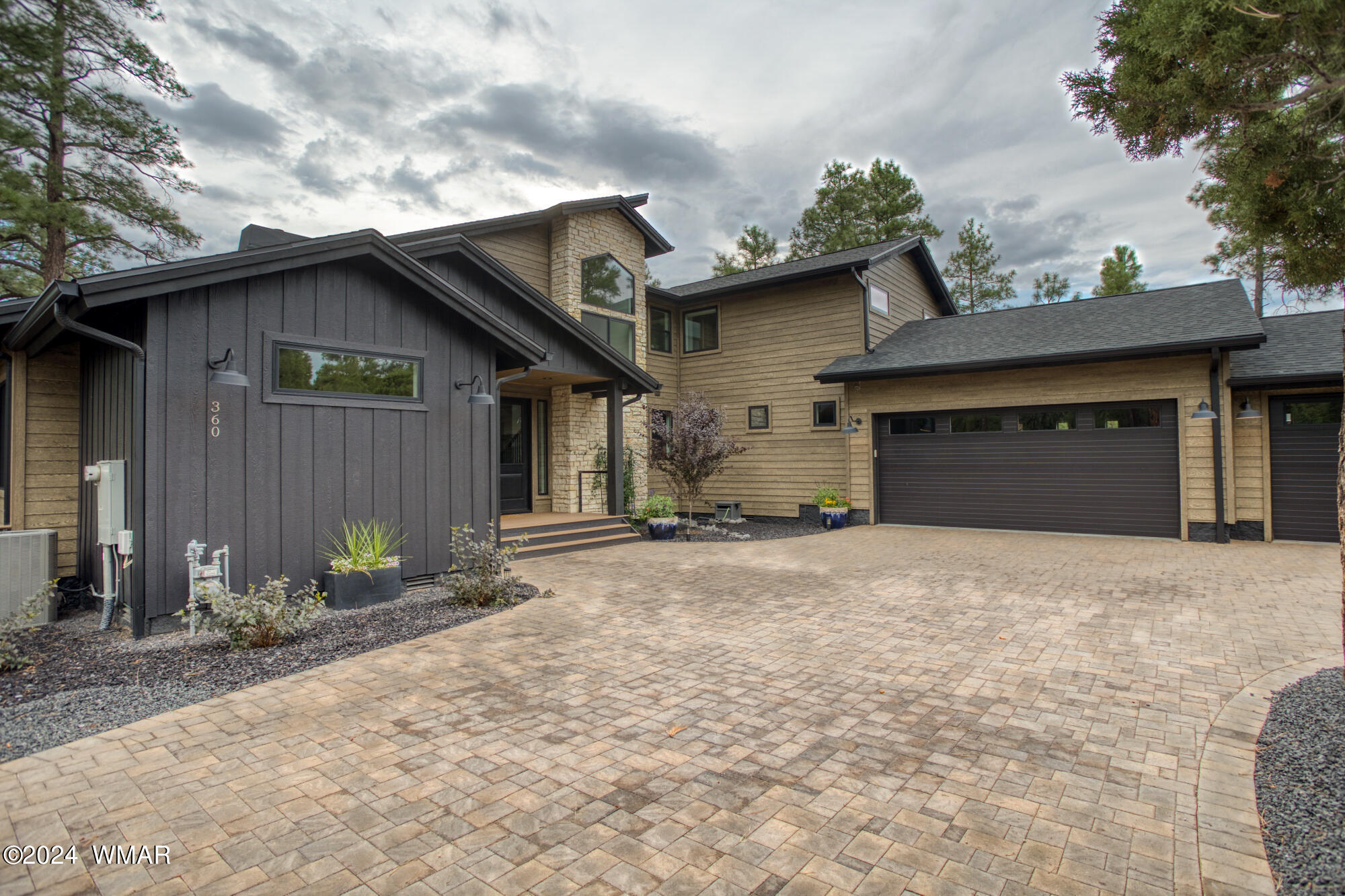 Falling Leaf Rd, Show Low, AZ 85901