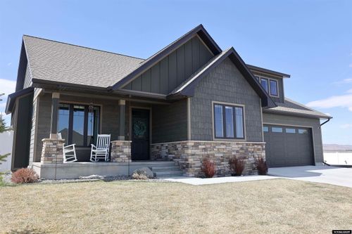 3217 Owens Ave, Cody, WY, 82414-8523 | Card Image