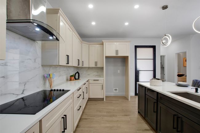 209 Pearl Harbor St, House other with 4 bedrooms, 3 bathrooms and null parking in Tool TX | Image 14