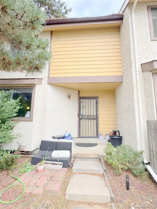 3330 S Clarkson St, Englewood, CO, 80113-2873 | Card Image