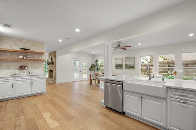 1907 Casa Grande Dr, House other with 3 bedrooms, 2 bathrooms and 4 parking in Austin TX | Image 15