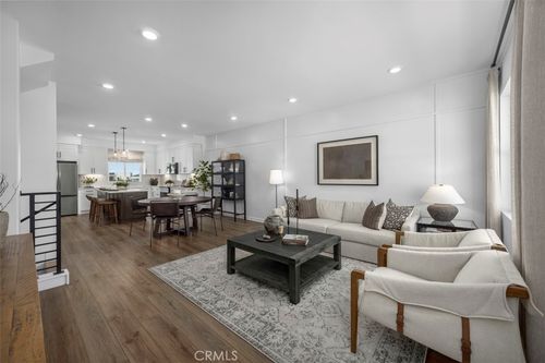 9404 Presley St, South El Monte, CA, 91733-1583 | Card Image