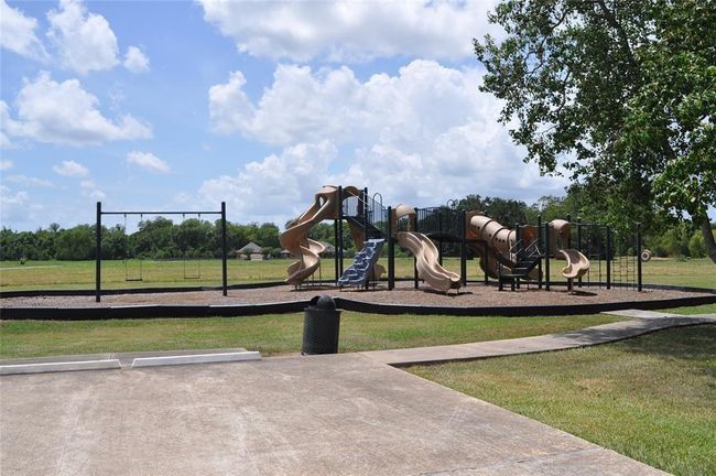 21710 Chenango Lake Dr, Home with 0 bedrooms, 0 bathrooms and null parking in Angleton TX | Image 5