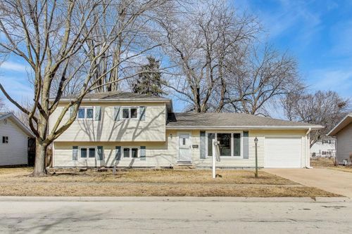 54 Bonds Dr, Bourbonnais, IL, 60914-1060 | Card Image