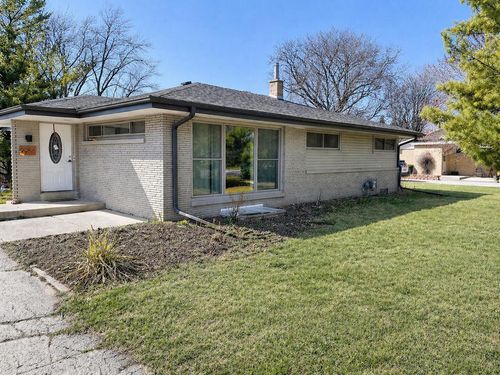 2985 Arbor Drive, Brookfield, WI, 53005 | Card Image