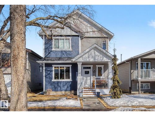 9738 75 Ave Nw, Edmonton, AB, T6E1H8 | Card Image