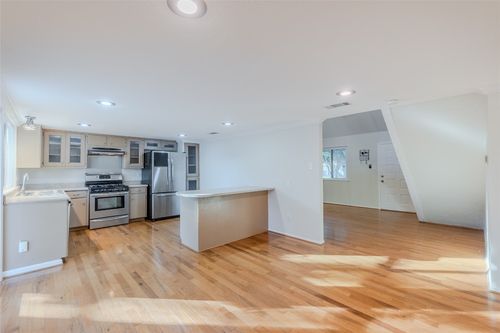 8203 Beaver Brook Ln, Austin, TX, 78748-5421 | Card Image