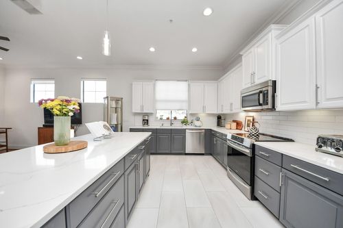 apt-208-2120 Kipling St, Houston, TX, 77098-2305 | Card Image