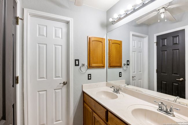 15563 S Skaggs Rd, House other with 4 bedrooms, 3 bathrooms and null parking in Atascosa TX | Image 17