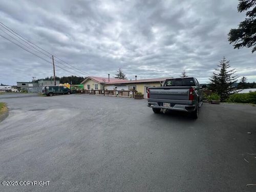 1712 Mill Bay Rd, Kodiak, AK, 99615-6251 | Card Image