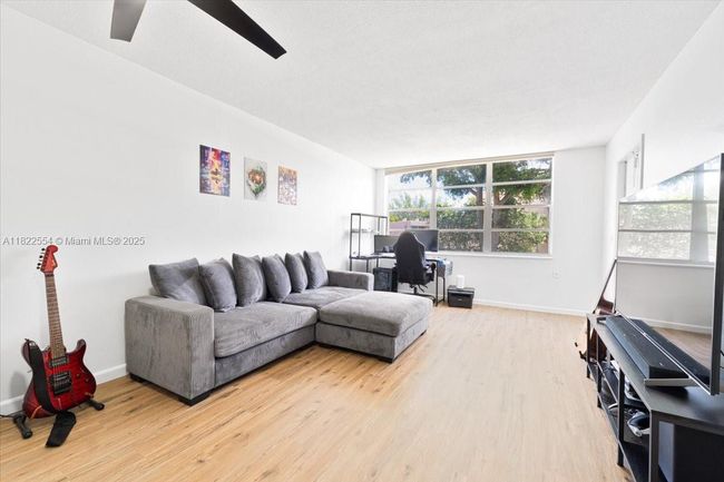 APT-206 - 9481 Evergreen Pl, Condo with 1 bedrooms, 1 bathrooms and null parking in Davie FL | Image 5