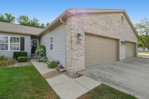 512-512 Stonecrest, Savoy, IL, 61874-9461 | Card Image