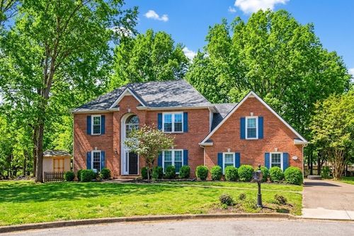 206 Longwood Ln, Clarksville, TN, 37043-4044 | Card Image