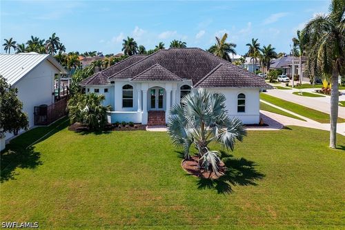 405 Driftwood Ct, Marco Island, FL, 34145-4527 | Card Image