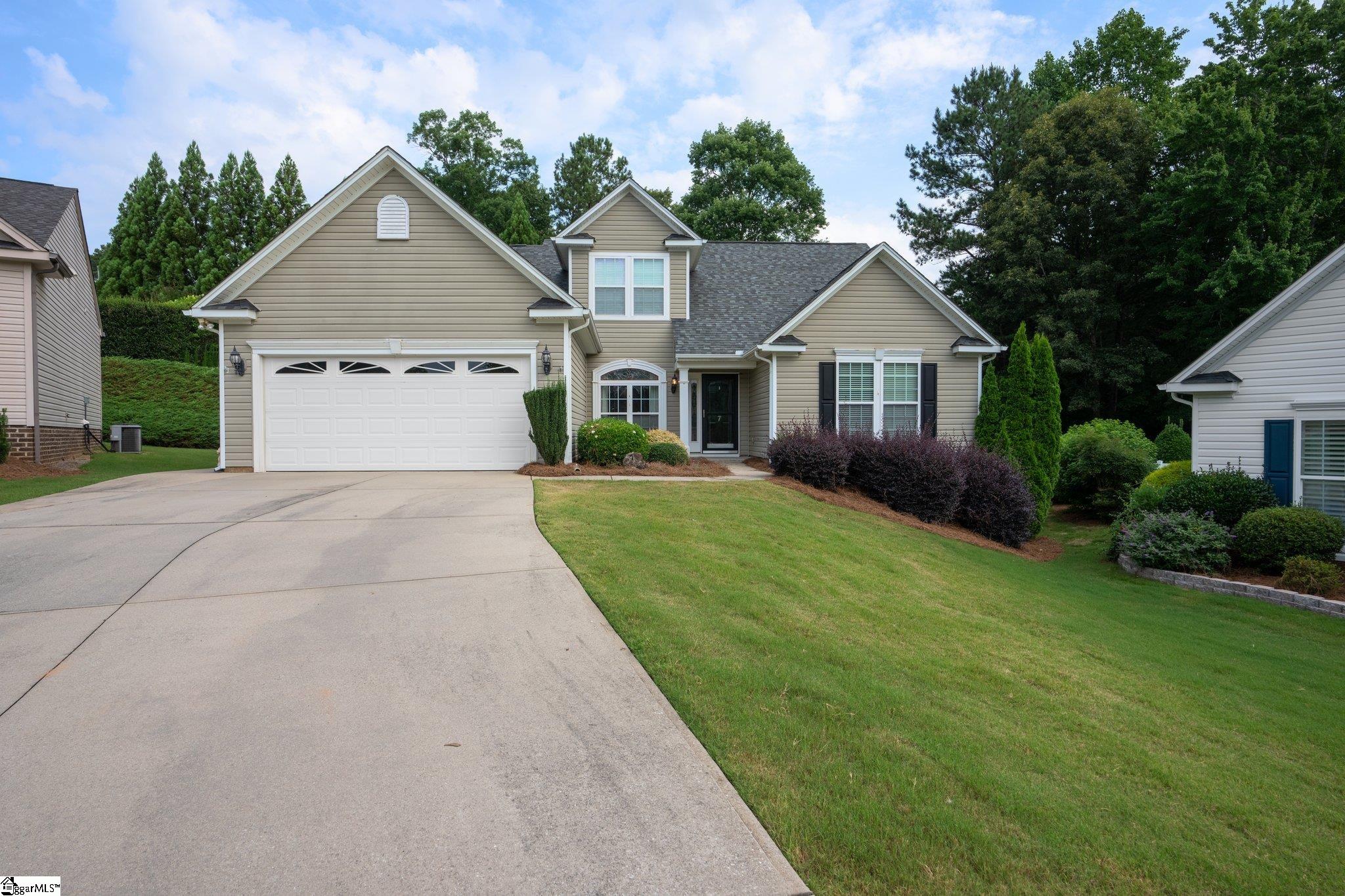 Kenton Finch Ct, Simpsonville, SC 29681