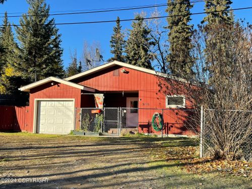 3195 Amber Avenue, Fairbanks, AK, 99709 | Card Image