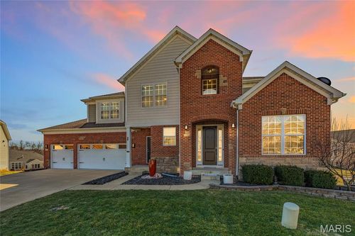 351 Oak Stand Ct, Chesterfield, MO, 63005-1310 | Card Image