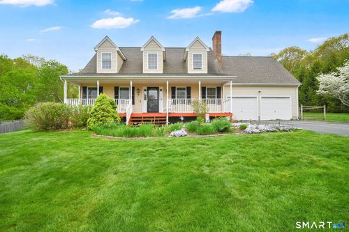5 Tuckers Run, Ledyard, CT, 06339-1000 | Card Image