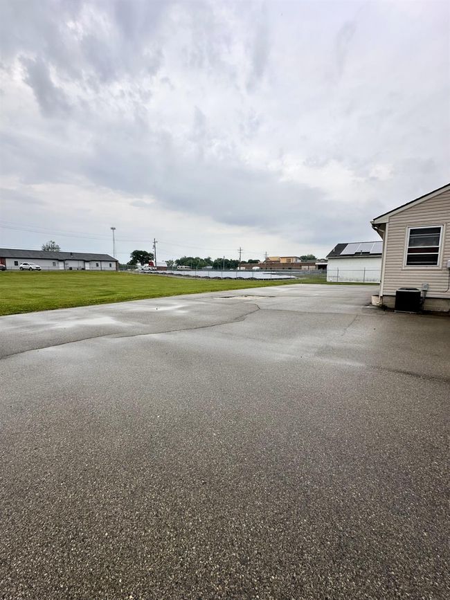 2600 N Park Rd, Home with 0 bedrooms, 1 bathrooms and null parking in Connersville IN | Image 19