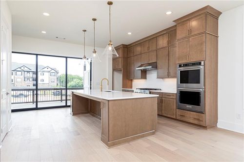 45-1134 Panorama Dr Ne, Brookhaven, GA, 30319-5373 | Card Image
