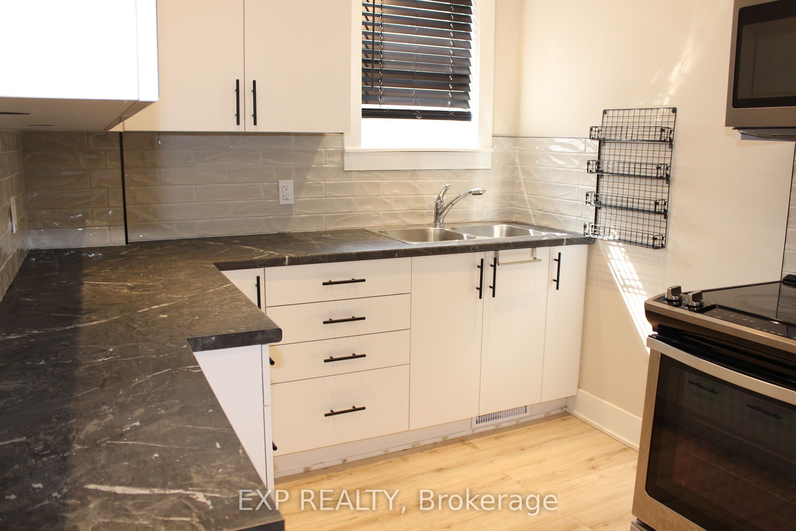 Residential Lease in Smiths Falls 2
