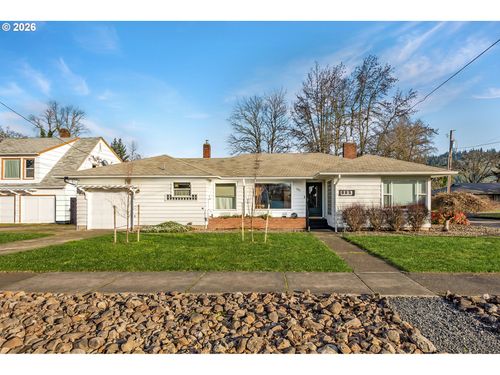 995 River St, Lebanon, OR, 97355-4448 | Card Image