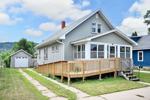 317 E Howard St, Winona, MN, 55987-3826 | Card Image