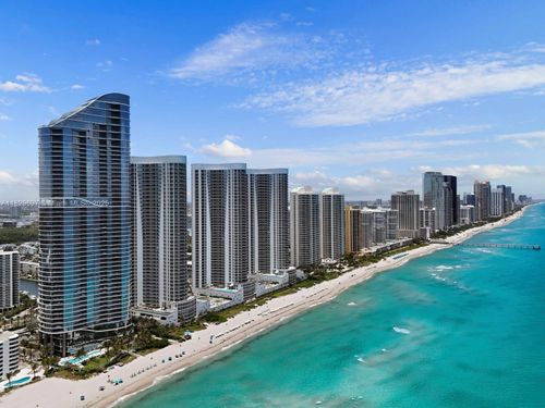apt-403-15901 Collins Ave, Sunny Isles Beach, FL, 33160-4721 | Card Image