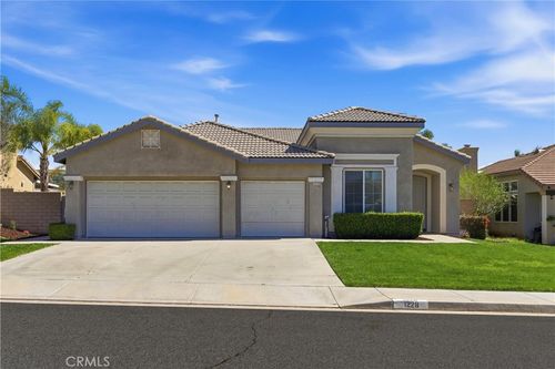 1228 Foothill Dr, Banning, CA, 92220-1249 | Card Image
