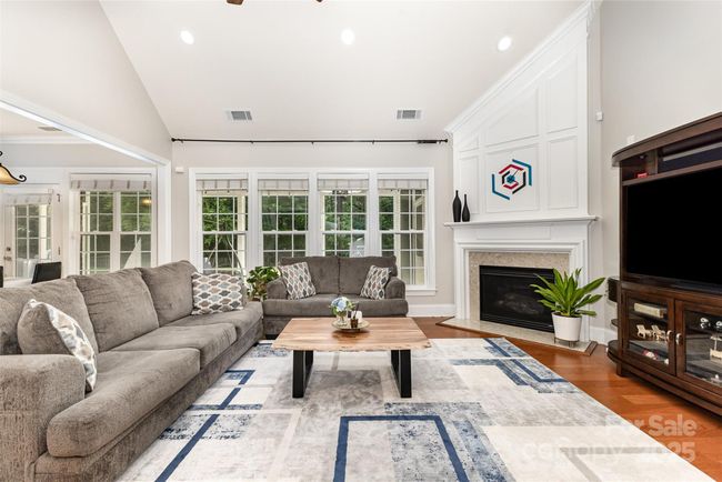 10106 Silverling Dr, House other with 4 bedrooms, 4 bathrooms and null parking in Waxhaw NC | Image 11