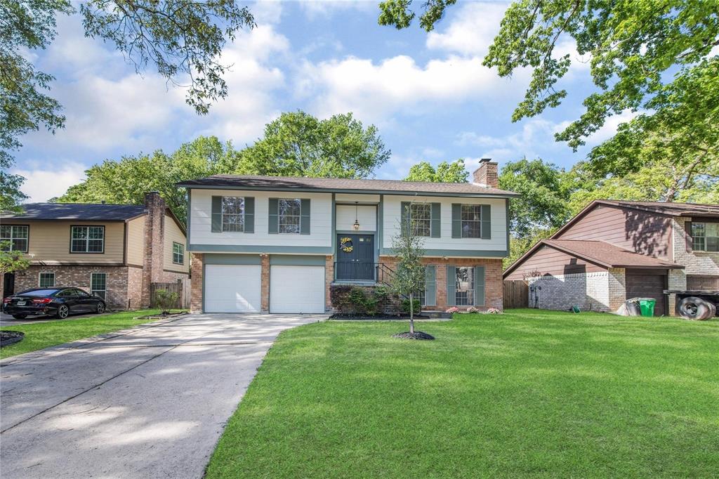 River Village Dr, Kingwood, TX 77339