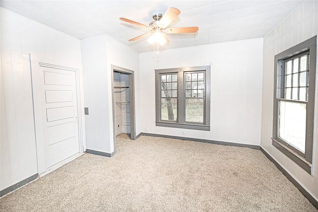 304 Rock Hill Rd, House other with 2 bedrooms, 1 bathrooms and null parking in Bowie TX | Image 23