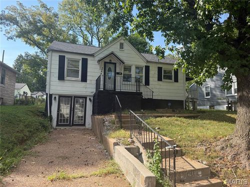7004 Paisley Drive, St Louis, MO, 63136 | Card Image