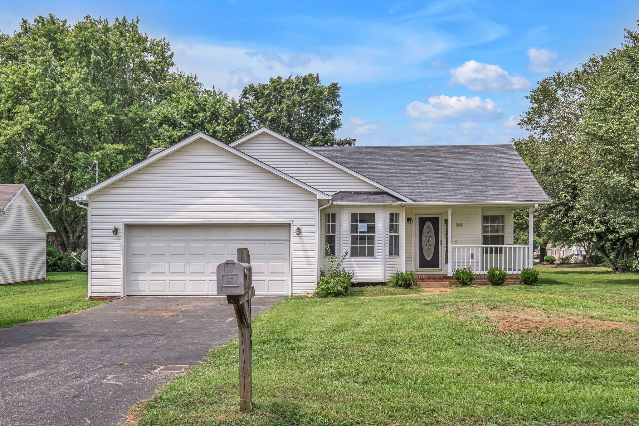Jamie Dr, Columbia, TN 38401