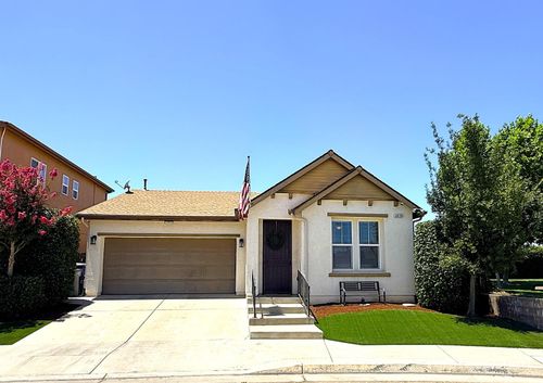 3479 N Hornet Ave, Fresno, CA, 93737-9276 | Card Image