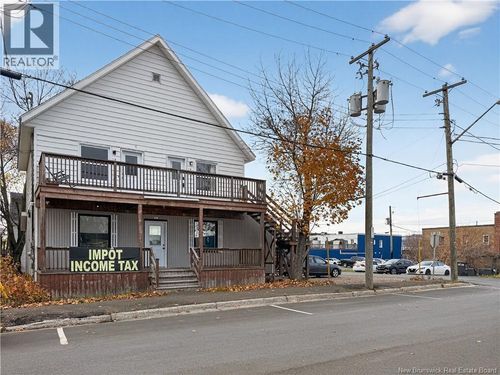 11 O'Leary St, Campbellton, NB, E3N2X2 | Card Image