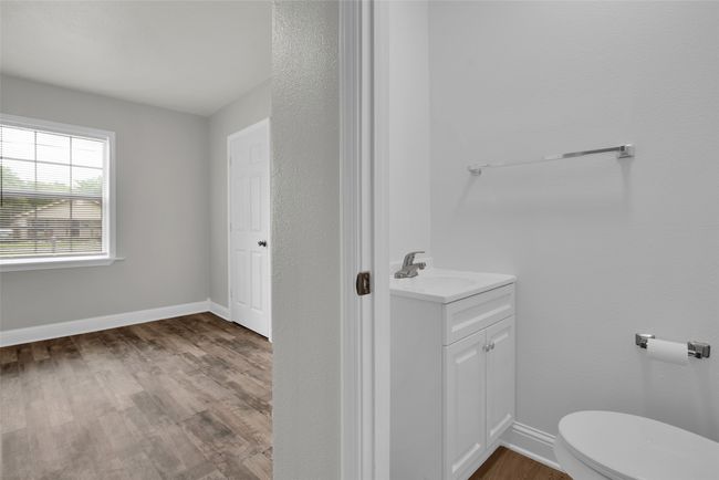 905 N Music St, House other with 3 bedrooms, 2 bathrooms and null parking in Sherman TX | Image 11