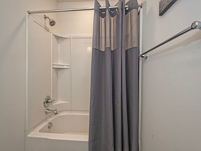 2003 Pointe View Dr, Townhouse with 3 bedrooms, 3 bathrooms and 2 parking in Mars PA | Image 20