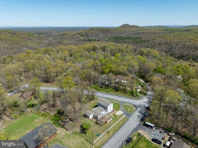 671 Pine Ridge Dr, House other with 4 bedrooms, 3 bathrooms and null parking in FRONT ROYAL VA | Image 18