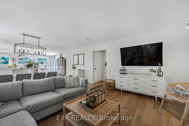 81 Forest Cir, House other with 6 bedrooms, 2 bathrooms and 6 parking in Tiny ON | Image 15