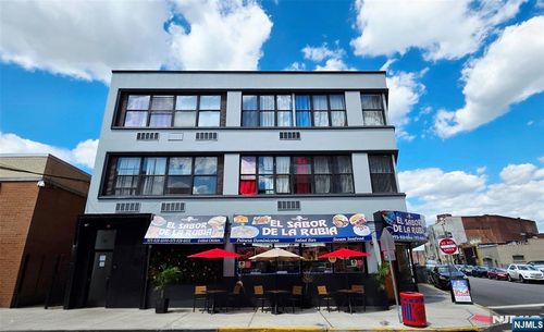 30 Howe Ave, Passaic, NJ, 07055-4059 | Card Image