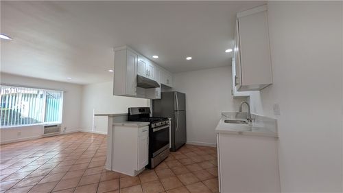 unit-a-1422 Peckham St, Fullerton, CA, 92833-5105 | Card Image